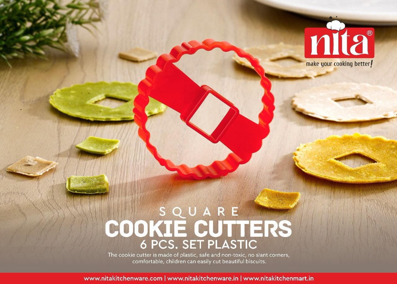 Puri Kachori & Gujiya/Karjikayi Maker+ Free 7 pcs Snack Cutter(PKG5)