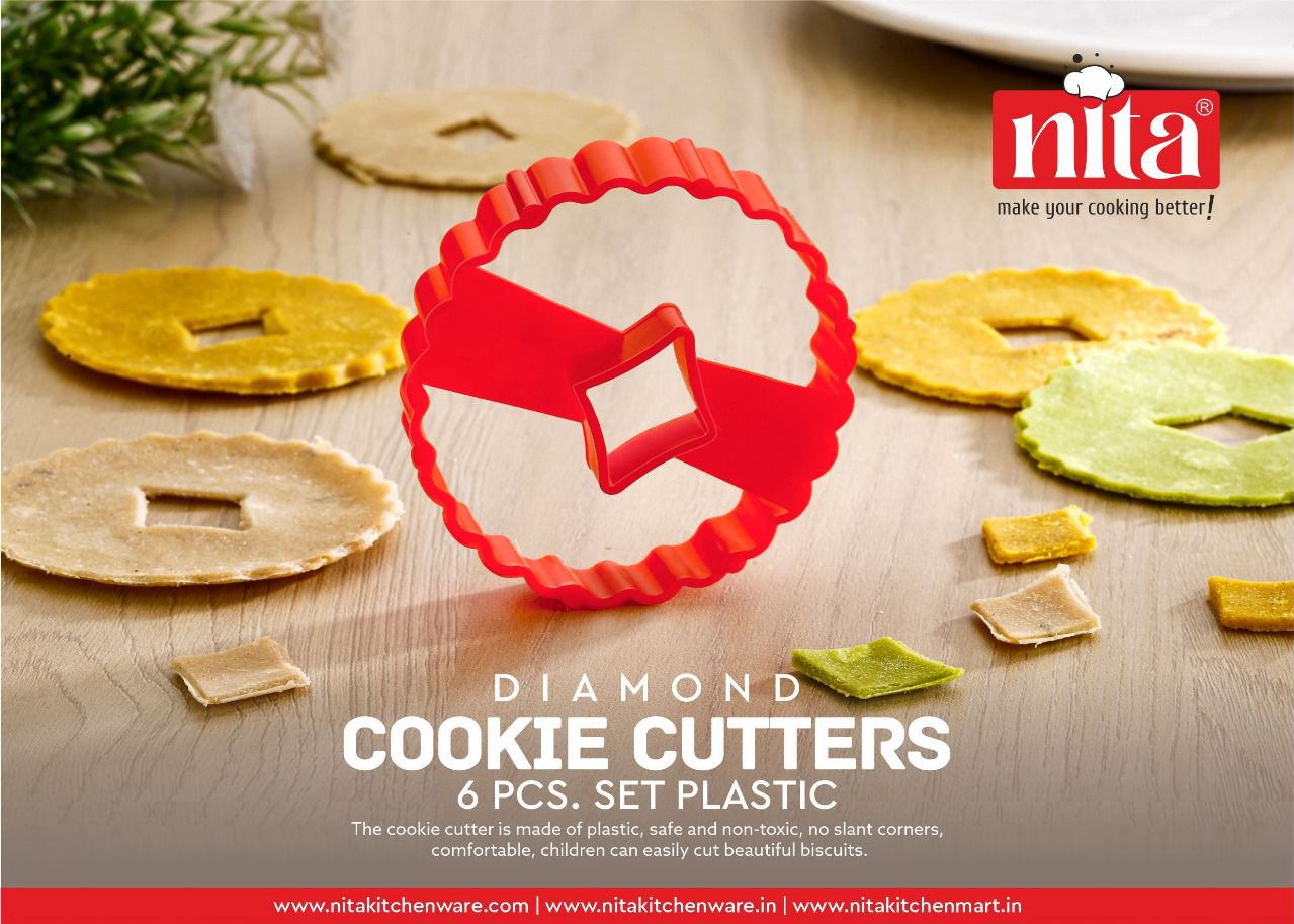 Puri Kachori & Gujiya/Karjikayi Maker+ Free 7 pcs Snack Cutter(PKG5)